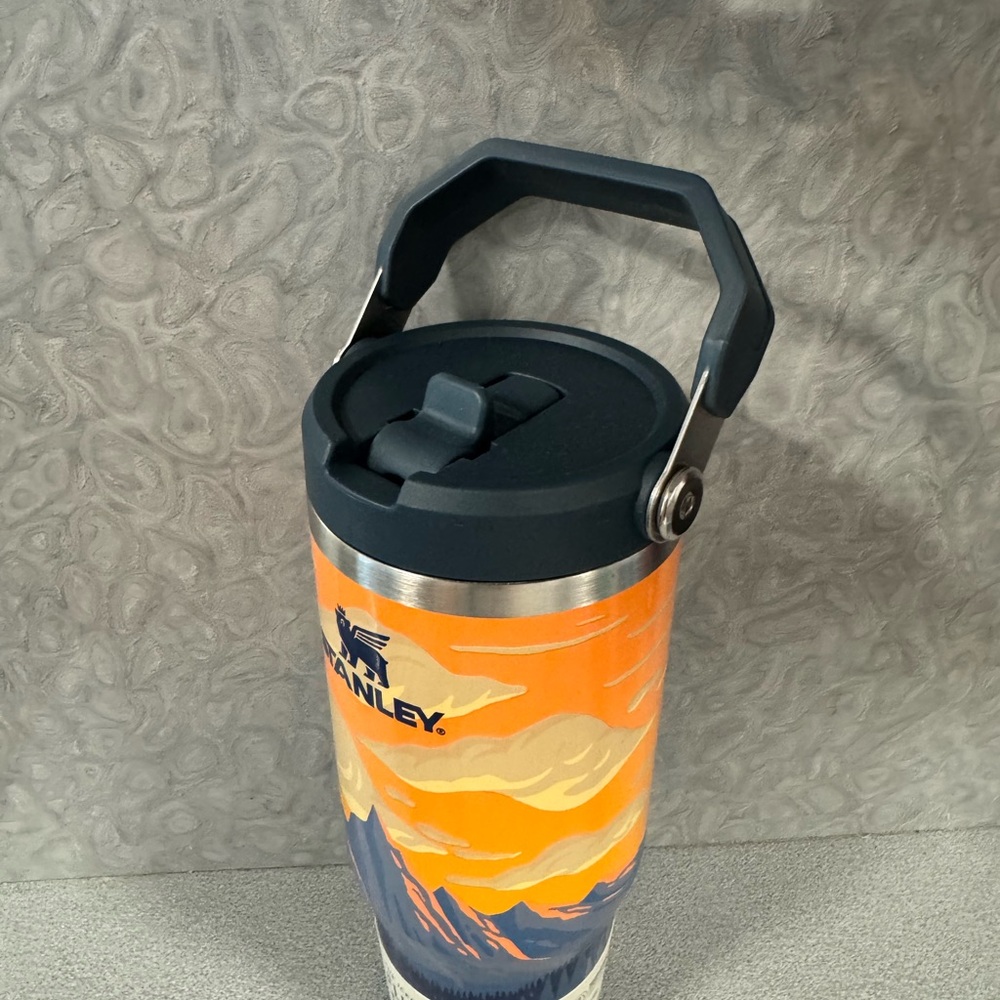 Brand New- Limited edition Stanley flip straw tumbler - Picture 2 of 4